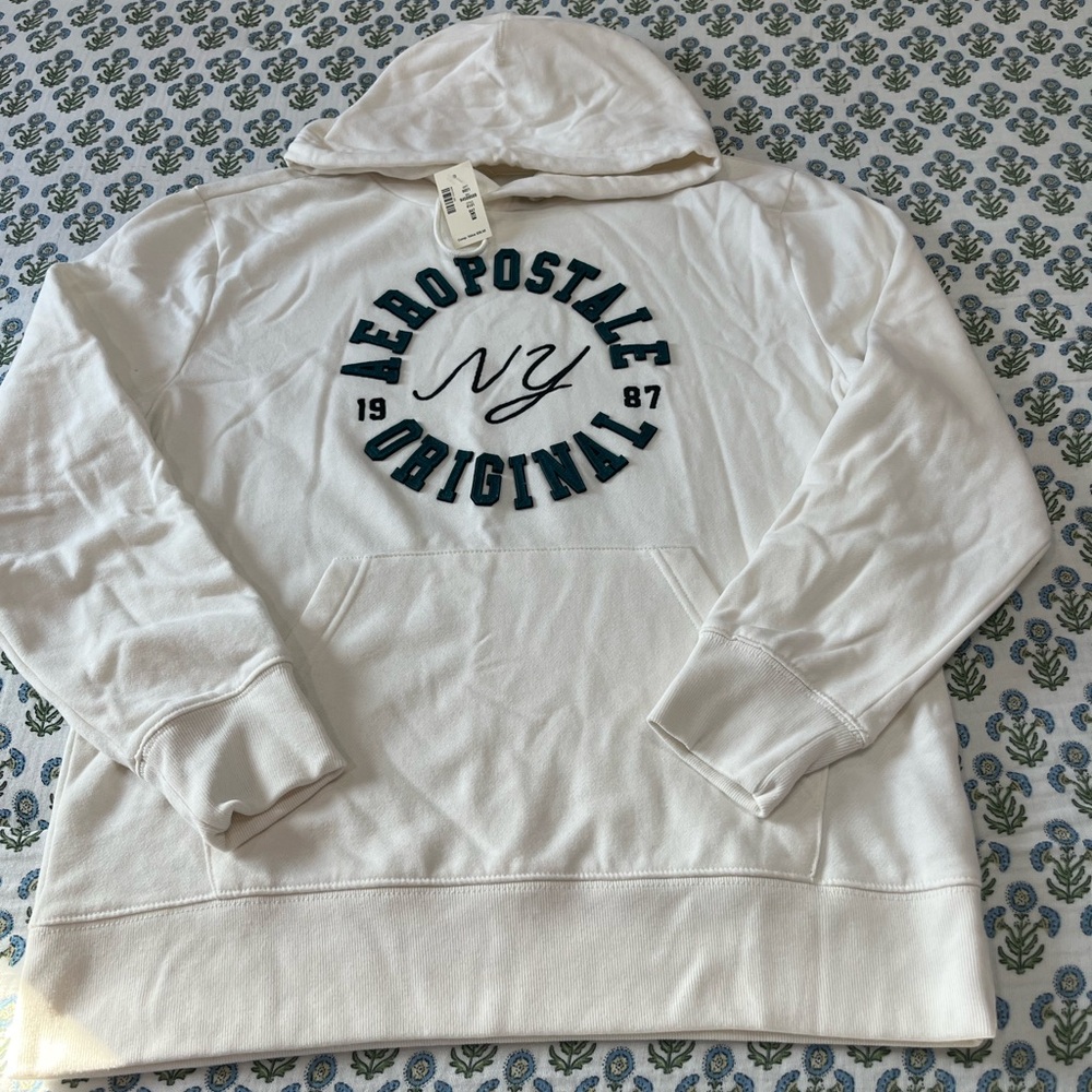 Aeropostale Men's Cream Hoodie with dark green Print